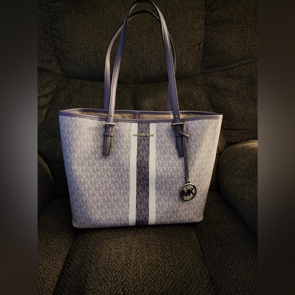 NWT Large Capacity Michael Kors Tote